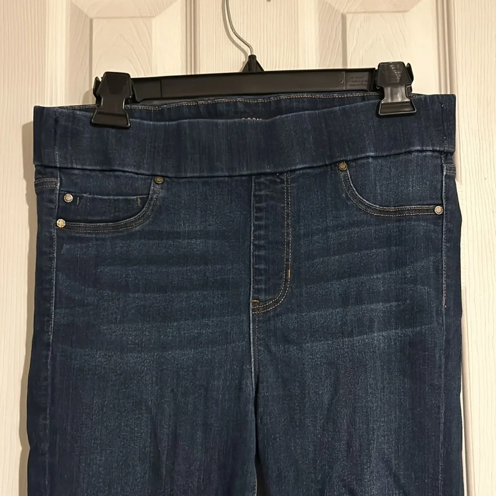 Liverpool Ladies The skinny Pull on Jeans - Picture 2 of 6